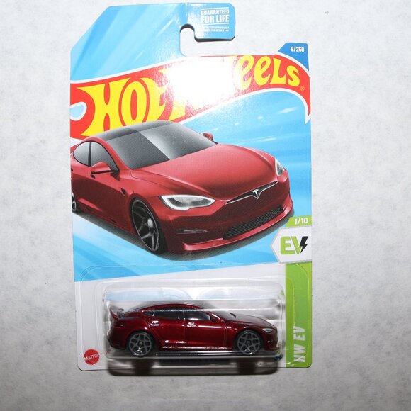 Hot Wheels Ford lot of 6 Tesla S Plaid, Y models and roadster NIP 1:64 scale - Picture 2 of 7